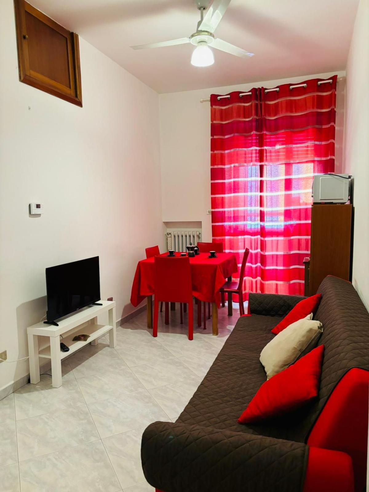 Matthias Central Rooms And Accomodation Bari Eksteriør bilde