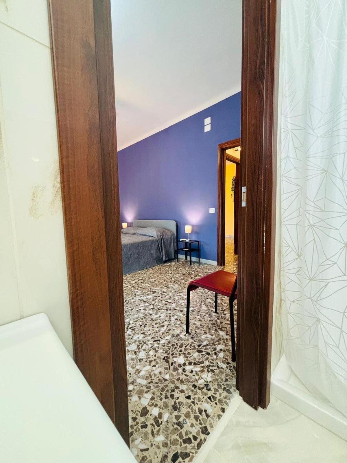 Matthias Central Rooms And Accomodation Bari Eksteriør bilde
