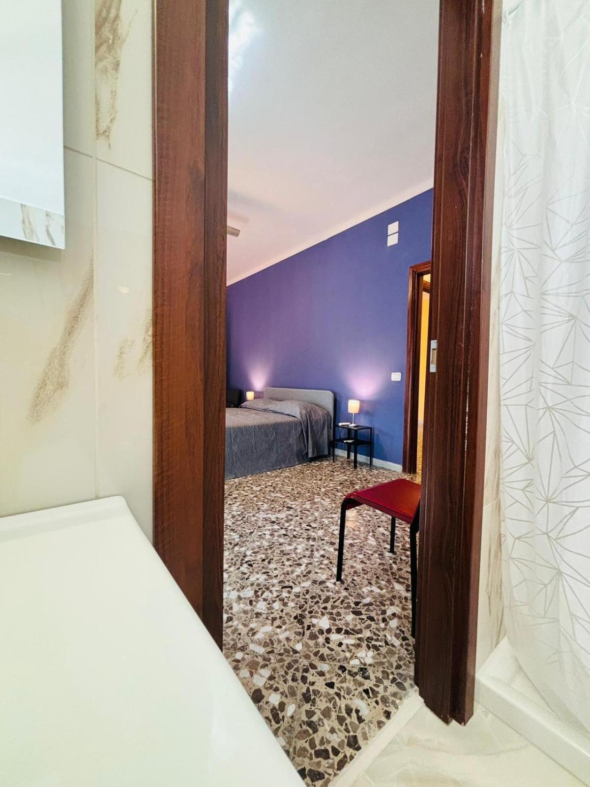 Matthias Central Rooms And Accomodation Bari Eksteriør bilde